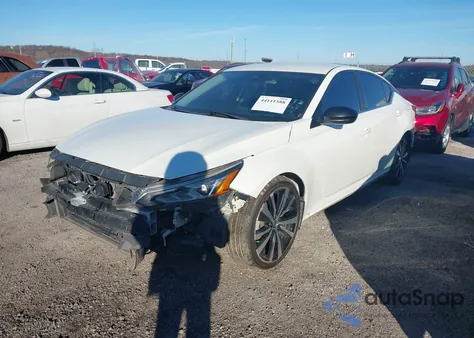 2020 Nissan Altima Sr Fwd z USA, uszkodzony, nr VIN 1N4BL4CV8LC137145